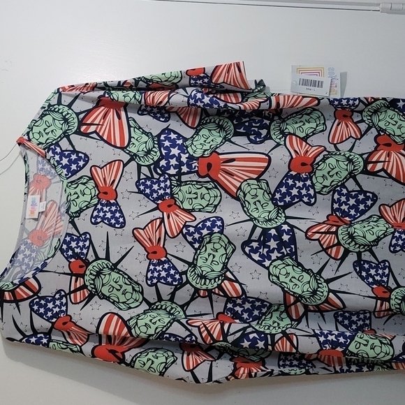 NWT Lularoe Irma Top Statue Of Liberty Patriotic Top Size Large - Picture 7 of 10